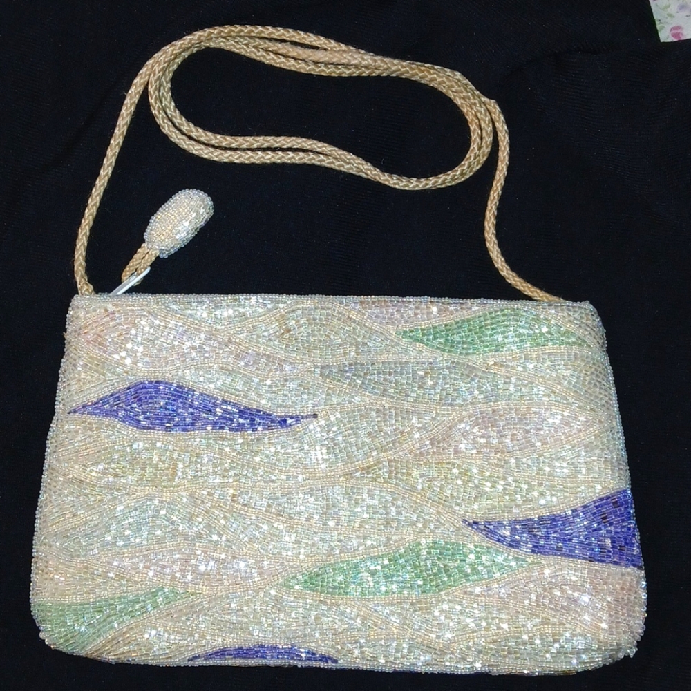 VINTAGE BEADED EVENING BAG